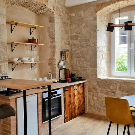 דירה Calico Apartment's *