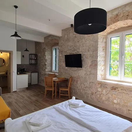 דירה Calico Apartment's