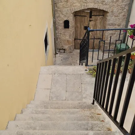 Apartment Calico Apartment's Jelsa (Hvar)