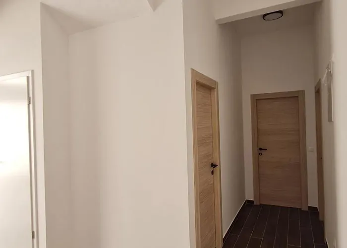 Calico Apartment's *